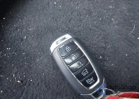 2023 Hyundai Elantra Sel from USA, damaged, VIN 5NPLM4AG2PH104295